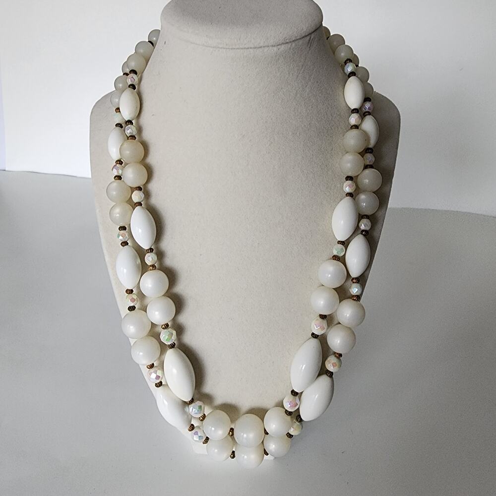 Vintage‎ white beaded double strand necklace 22" long